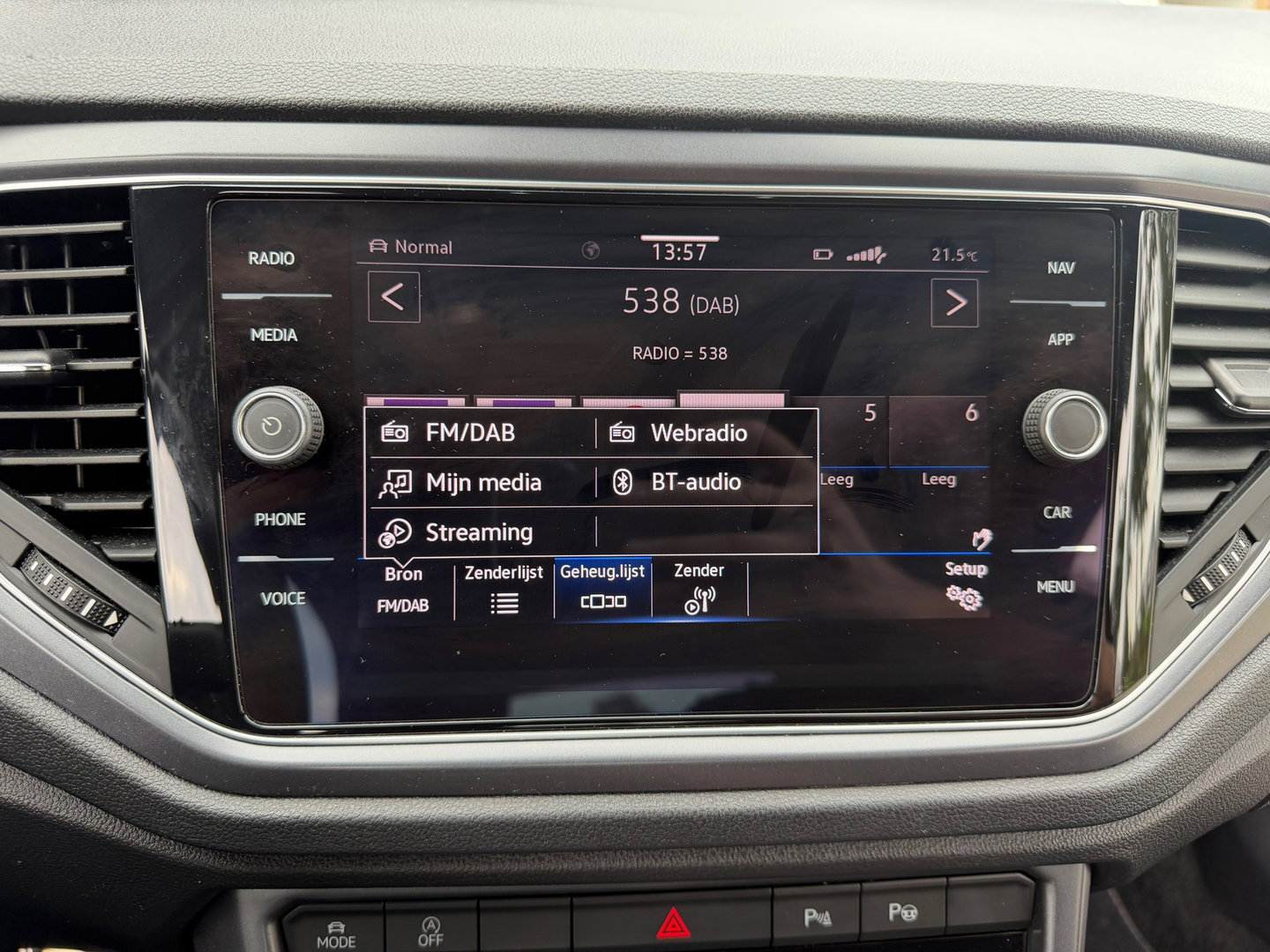 Volkswagen T-Roc Cabrio 1.5 TSI R-Line ACC|Carplay|Camera|Virtual-cockpit|150PK|DSG