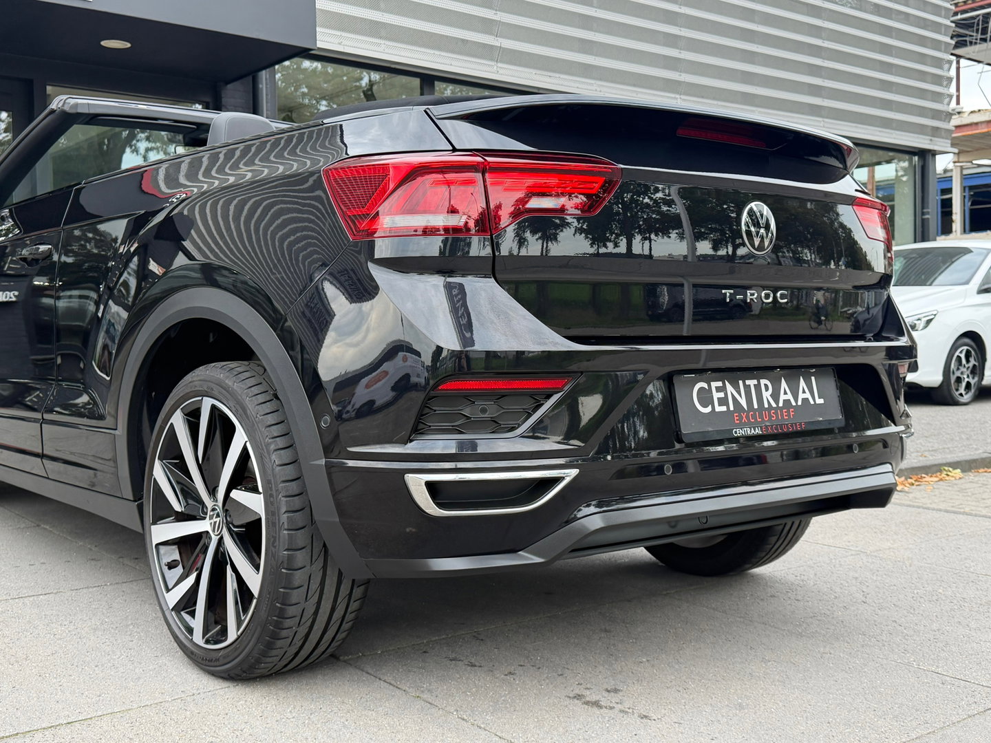 Volkswagen T-Roc Cabrio 1.5 TSI R-Line ACC|Carplay|Camera|Virtual-cockpit|150PK|DSG