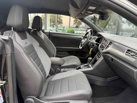 Volkswagen T-Roc Cabrio 1.5 TSI R-Line ACC|Carplay|Camera|Virtual-cockpit|150PK|DSG