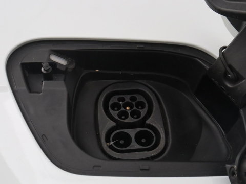 Volkswagen ID.3 Life 58 kWh | SOH 93.6% | Adaptive cruise | Stuur/stoel verwarming | Sfeerverlichting | Park assist | Carplay |