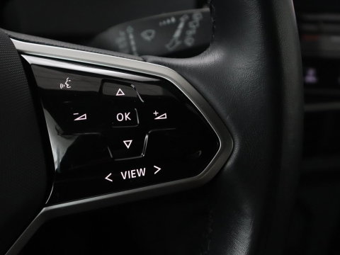 Volkswagen ID.3 Life 58 kWh | SOH 93.6% | Adaptive cruise | Stuur/stoel verwarming | Sfeerverlichting | Park assist | Carplay |