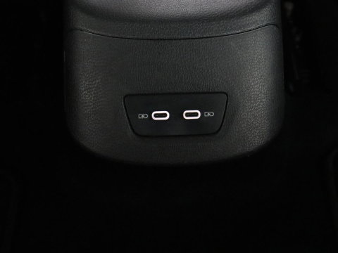 Volkswagen ID.3 Life 58 kWh | SOH 93.6% | Adaptive cruise | Stuur/stoel verwarming | Sfeerverlichting | Park assist | Carplay |