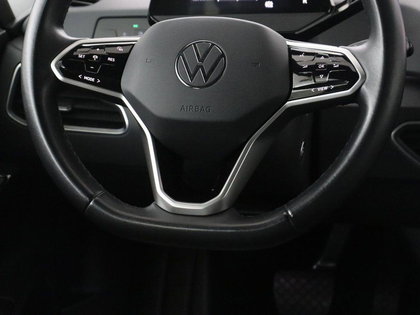 Volkswagen ID.3 Life 58 kWh | SOH 93.6% | Adaptive cruise | Stuur/stoel verwarming | Sfeerverlichting | Park assist | Carplay |