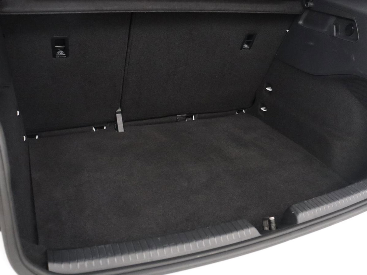 Volkswagen ID.3 Life 58 kWh | SOH 93.6% | Adaptive cruise | Stuur/stoel verwarming | Sfeerverlichting | Park assist | Carplay |