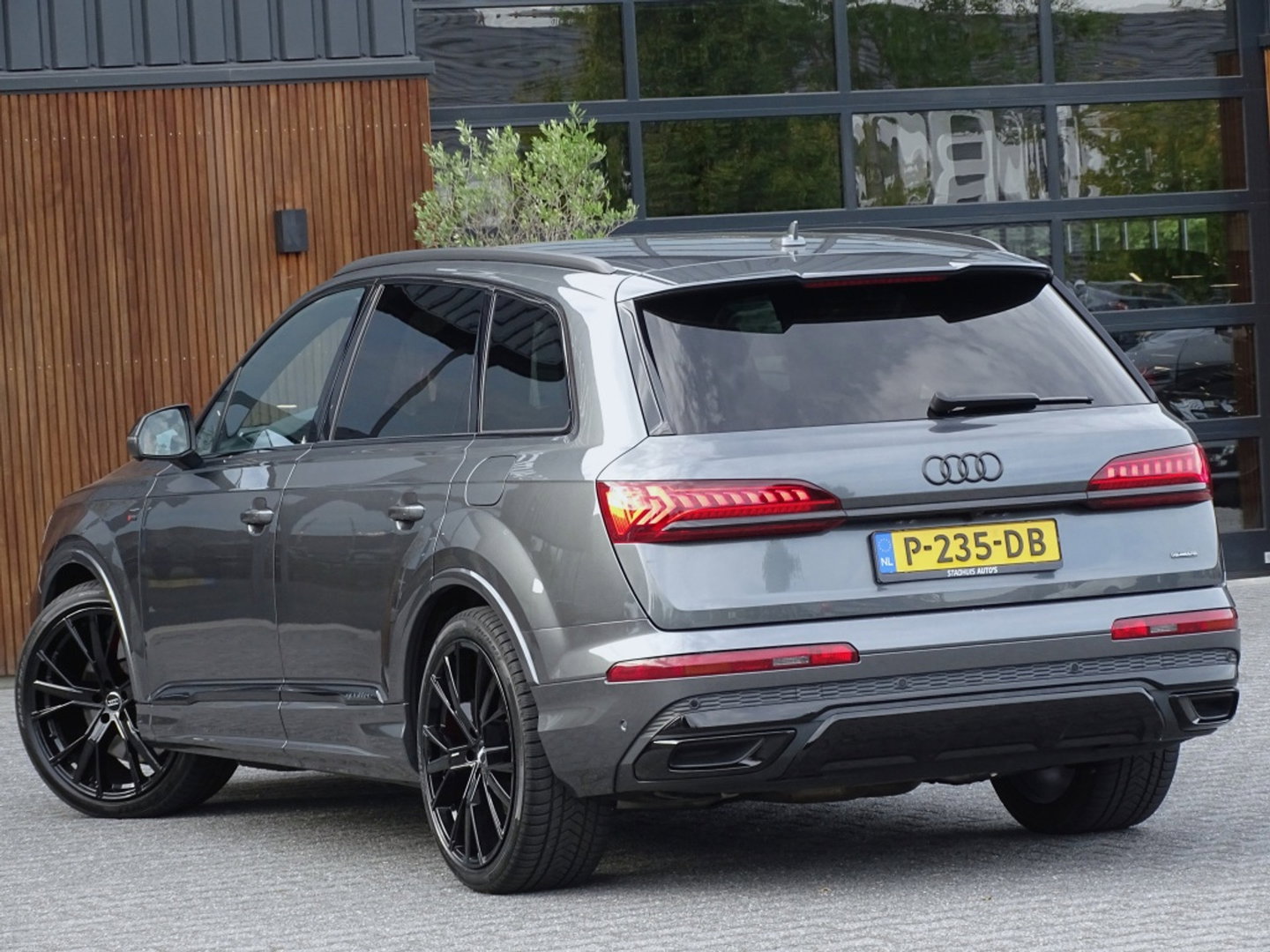 Audi Q7 60 TFSI e 456PK Competition / Bose / 22'' / LED / 360°