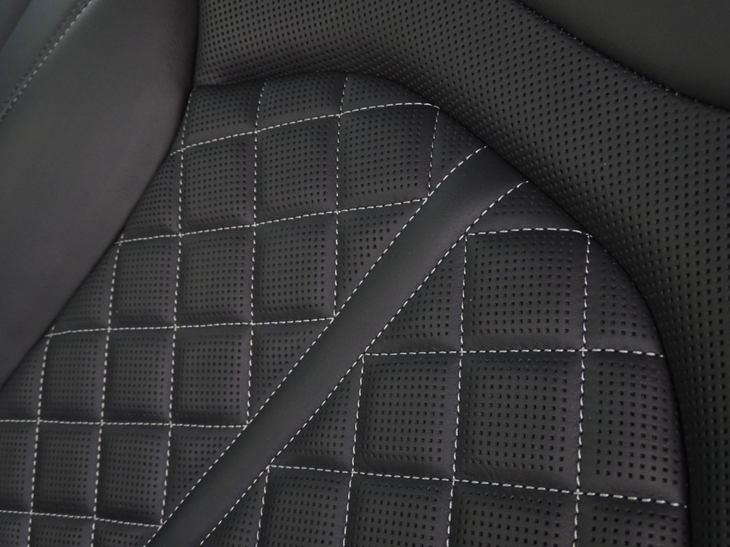 Audi Q7 60 TFSI e 456PK Competition / Bose / 22'' / LED / 360°