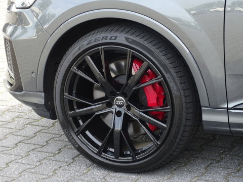 Audi Q7 60 TFSI e 456PK Competition / Bose / 22'' / LED / 360°