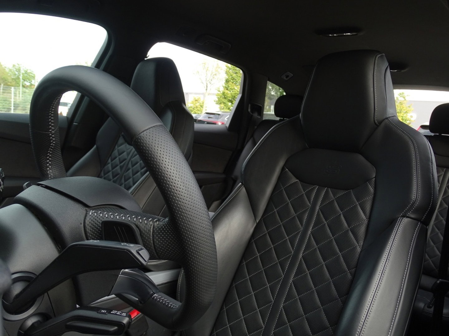 Audi Q7 60 TFSI e 456PK Competition / Bose / 22'' / LED / 360°