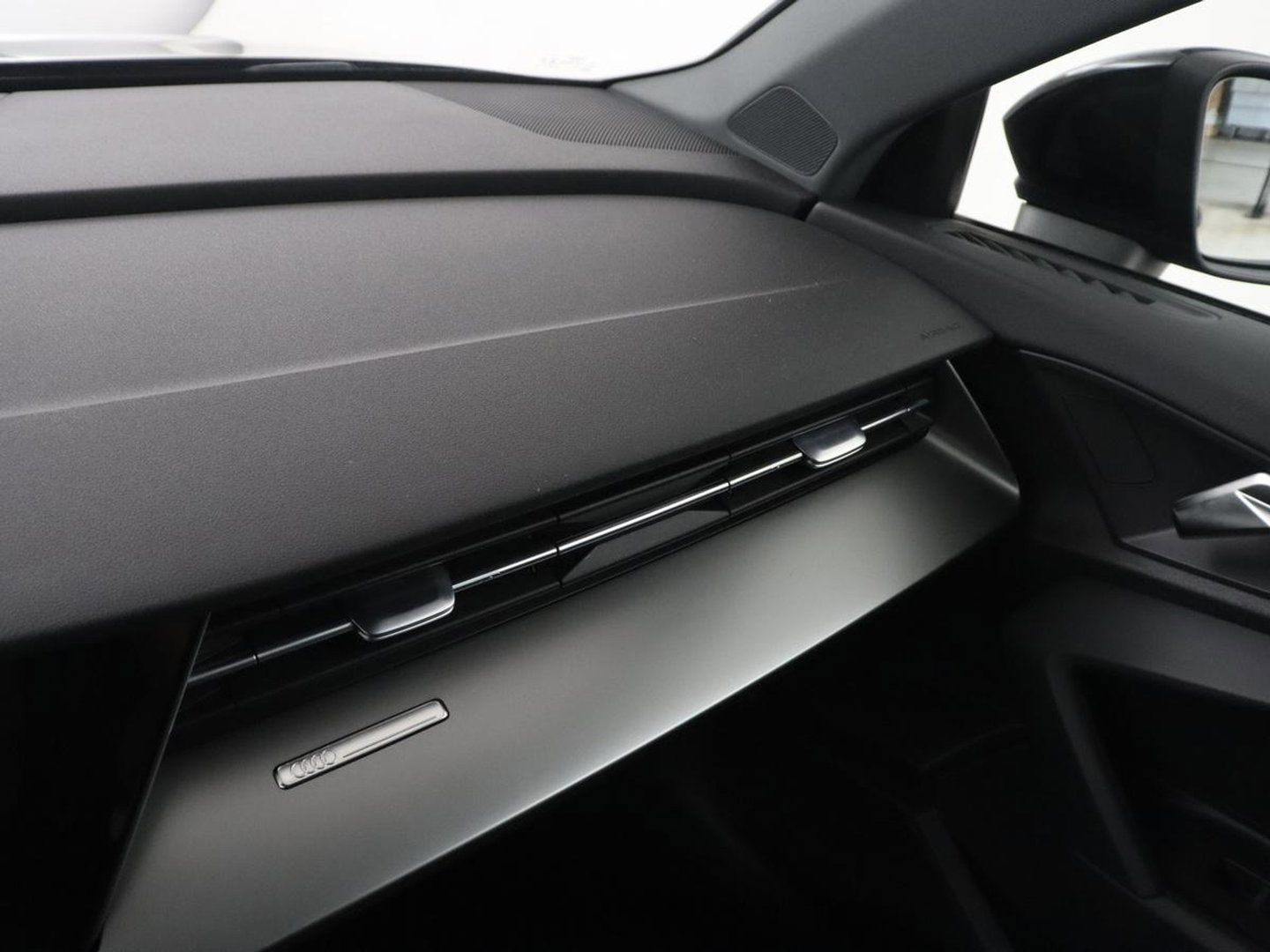 Audi A3 Sportback 30 TFSI Pro Line | Adaptive cruise | Camera | Carplay | Climate control | DAB | Virtual dashboard |