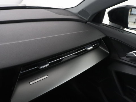 Audi A3 Sportback 30 TFSI Pro Line | Adaptive cruise | Camera | Carplay | Climate control | DAB | Virtual dashboard |