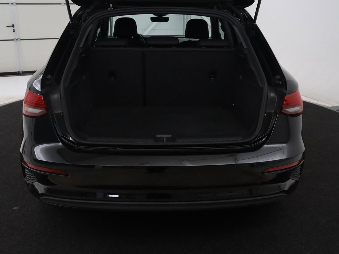 Audi A3 Sportback 30 TFSI Pro Line | Adaptive cruise | Camera | Carplay | Climate control | DAB | Virtual dashboard |