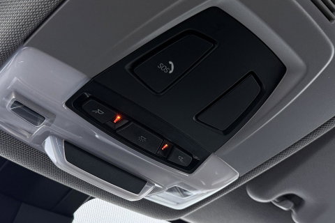 BMW 2 Serie Active Tourer 220i Centennial High Executive | Trekhaak | Head-Up | Keyless | Stoel+Stuurverwarming | Parkeerassistent | Leder | LED