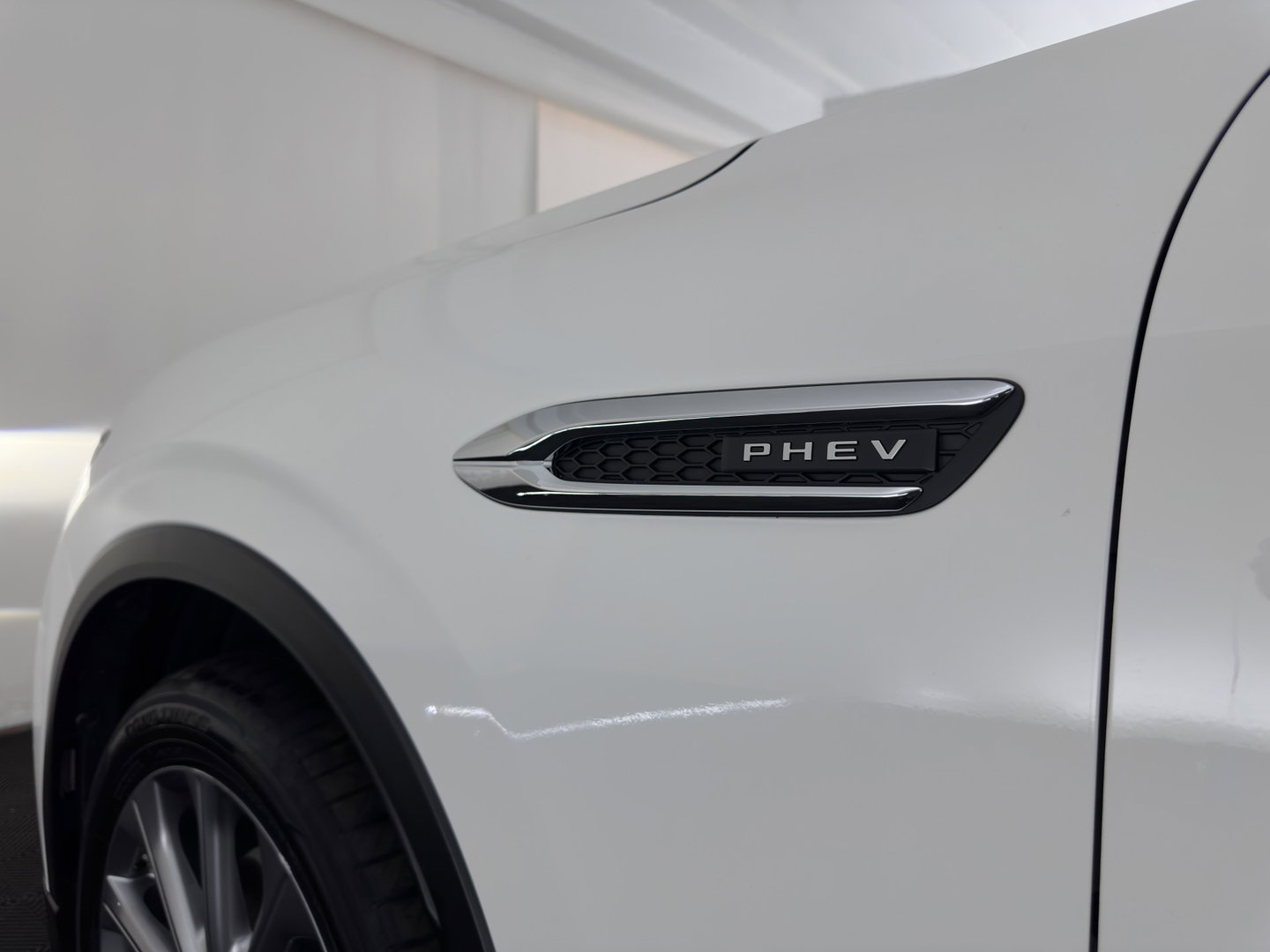 Mazda CX-60 2.5 e-SkyActiv PHEV Exclusive-Line [3-Fase] (Plug-in) (INCL.BTW) Aut. *LEATHER | HEAD-UP | FULL-LED | BLINDSPOT | HEATED/COOLD-COMFORTSEATS | MEMORY-PACK | DIGI-COCKPIT | KEYLESS | DAB | NAVI-FULLMAP | CAMERA | CARPLAY | SHIFTPADDLES*