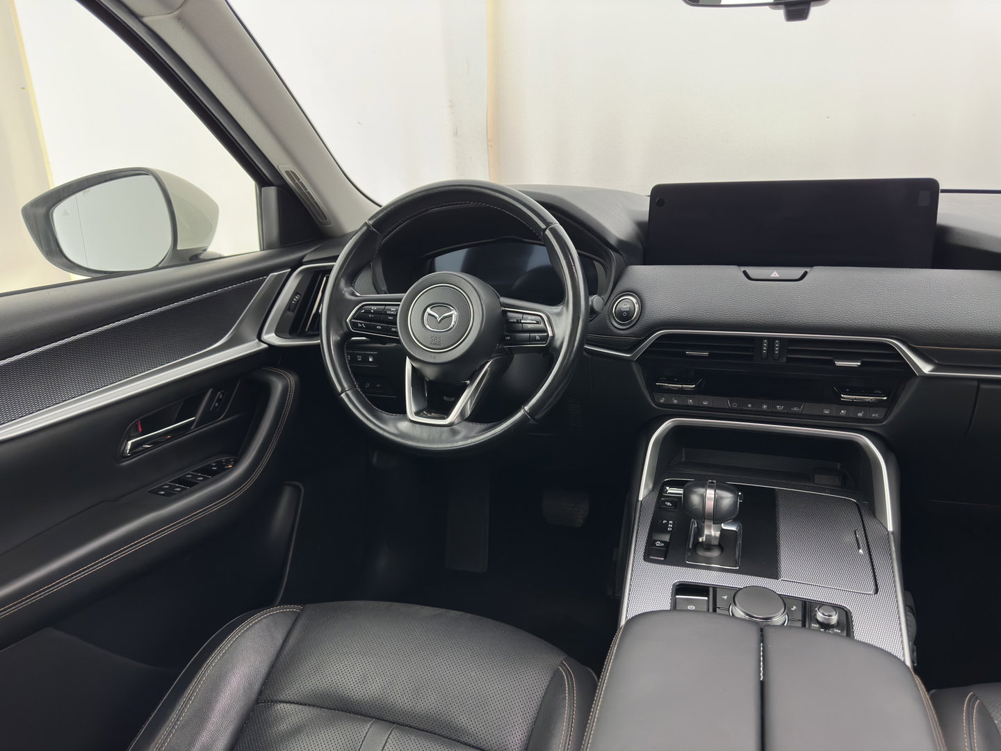 Mazda CX-60 2.5 e-SkyActiv PHEV Exclusive-Line [3-Fase] (Plug-in) (INCL.BTW) Aut. *LEATHER | HEAD-UP | FULL-LED | BLINDSPOT | HEATED/COOLD-COMFORTSEATS | MEMORY-PACK | DIGI-COCKPIT | KEYLESS | DAB | NAVI-FULLMAP | CAMERA | CARPLAY | SHIFTPADDLES*