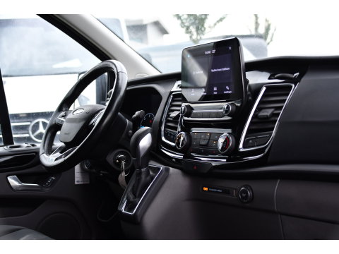 Ford Transit Custom 280 2.0 TDCI L1H1 Black Edition Camera, Cruise, Carplay, 170pk, Automaat, Stoelverwarming, Trekhaak, Multimedia, Xenon, Uniek!
