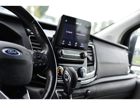 Ford Transit Custom 280 2.0 TDCI L1H1 Black Edition Camera, Cruise, Carplay, 170pk, Automaat, Stoelverwarming, Trekhaak, Multimedia, Xenon, Uniek!