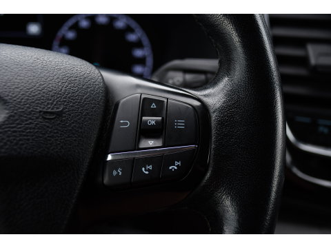 Ford Transit Custom 280 2.0 TDCI L1H1 Black Edition Camera, Cruise, Carplay, 170pk, Automaat, Stoelverwarming, Trekhaak, Multimedia, Xenon, Uniek!