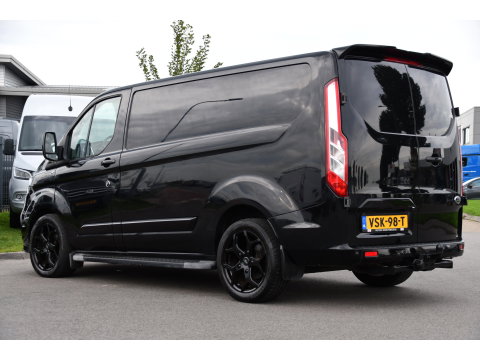 Ford Transit Custom 280 2.0 TDCI L1H1 Black Edition Camera, Cruise, Carplay, 170pk, Automaat, Stoelverwarming, Trekhaak, Multimedia, Xenon, Uniek!