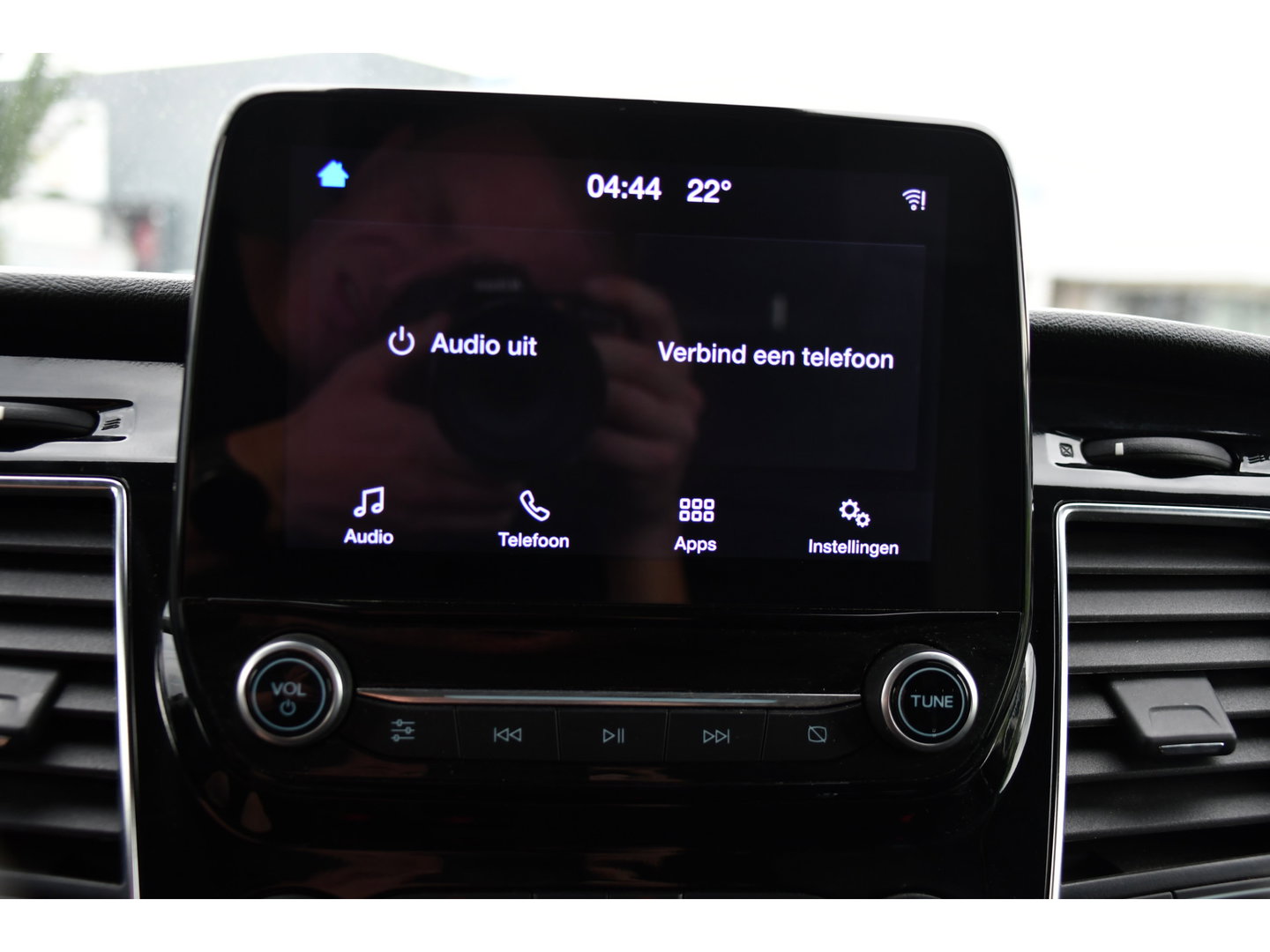 Ford Transit Custom 280 2.0 TDCI L1H1 Black Edition Camera, Cruise, Carplay, 170pk, Automaat, Stoelverwarming, Trekhaak, Multimedia, Xenon, Uniek!