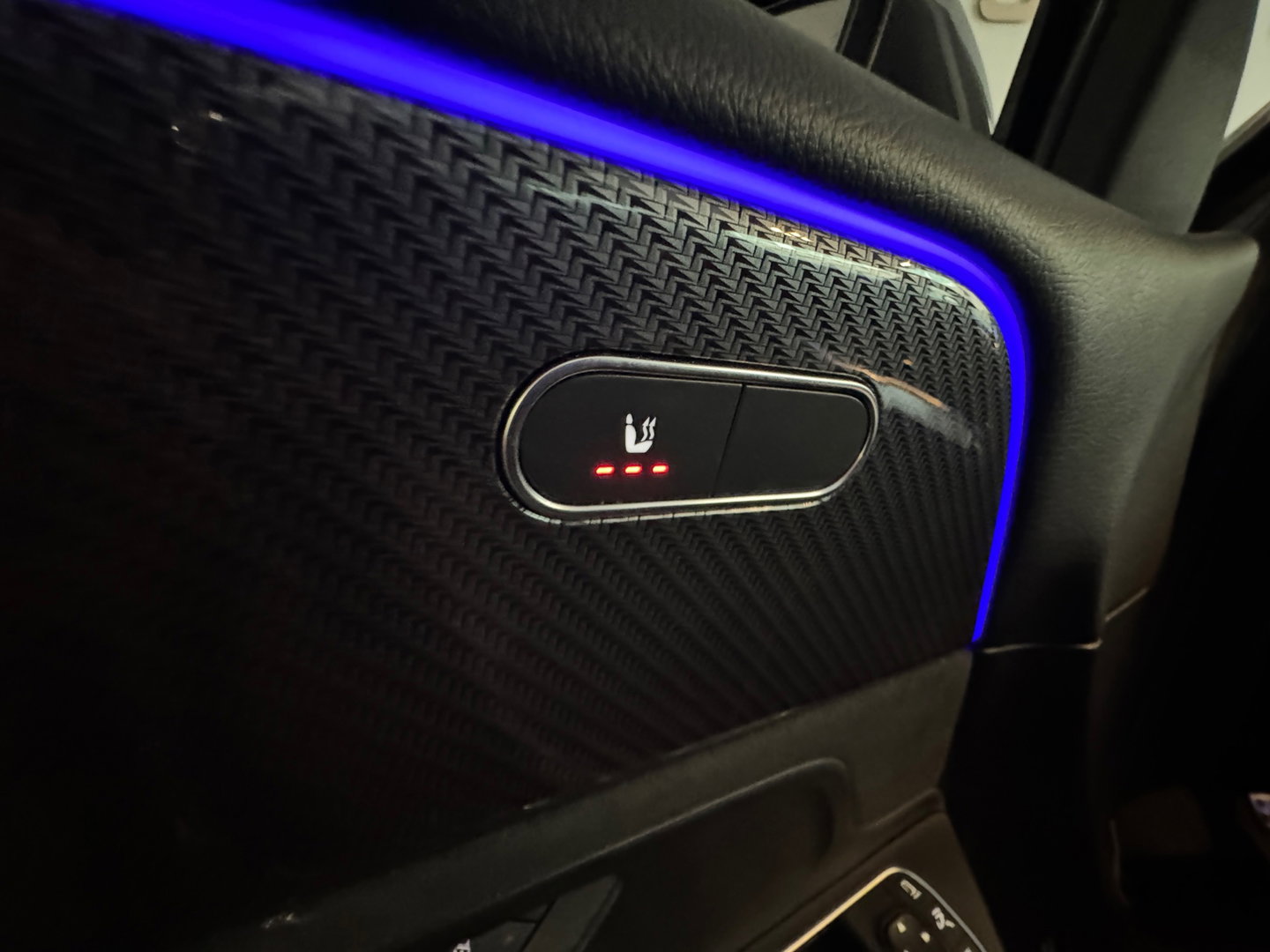 Mercedes-Benz GLB 250 AMG 4MATIC Pano|Sfeer|360 Camera|Stoelverwarming