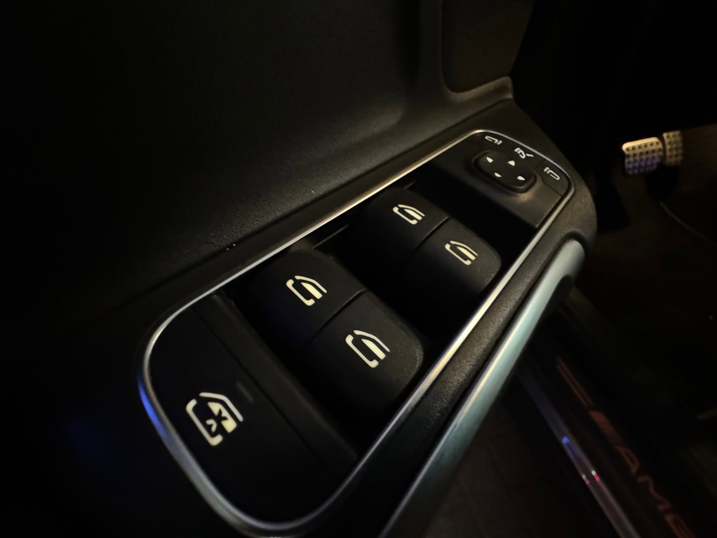 Mercedes-Benz GLB 250 AMG 4MATIC Pano|Sfeer|360 Camera|Stoelverwarming