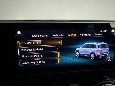 Mercedes-Benz GLB 250 AMG 4MATIC Pano|Sfeer|360 Camera|Stoelverwarming
