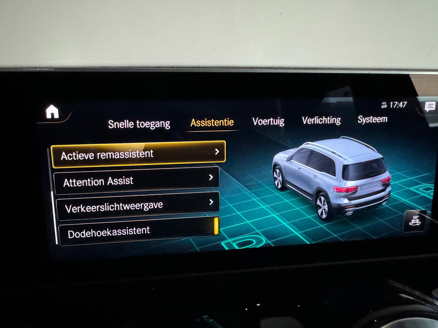 Mercedes-Benz GLB 250 AMG 4MATIC Pano|Sfeer|360 Camera|Stoelverwarming