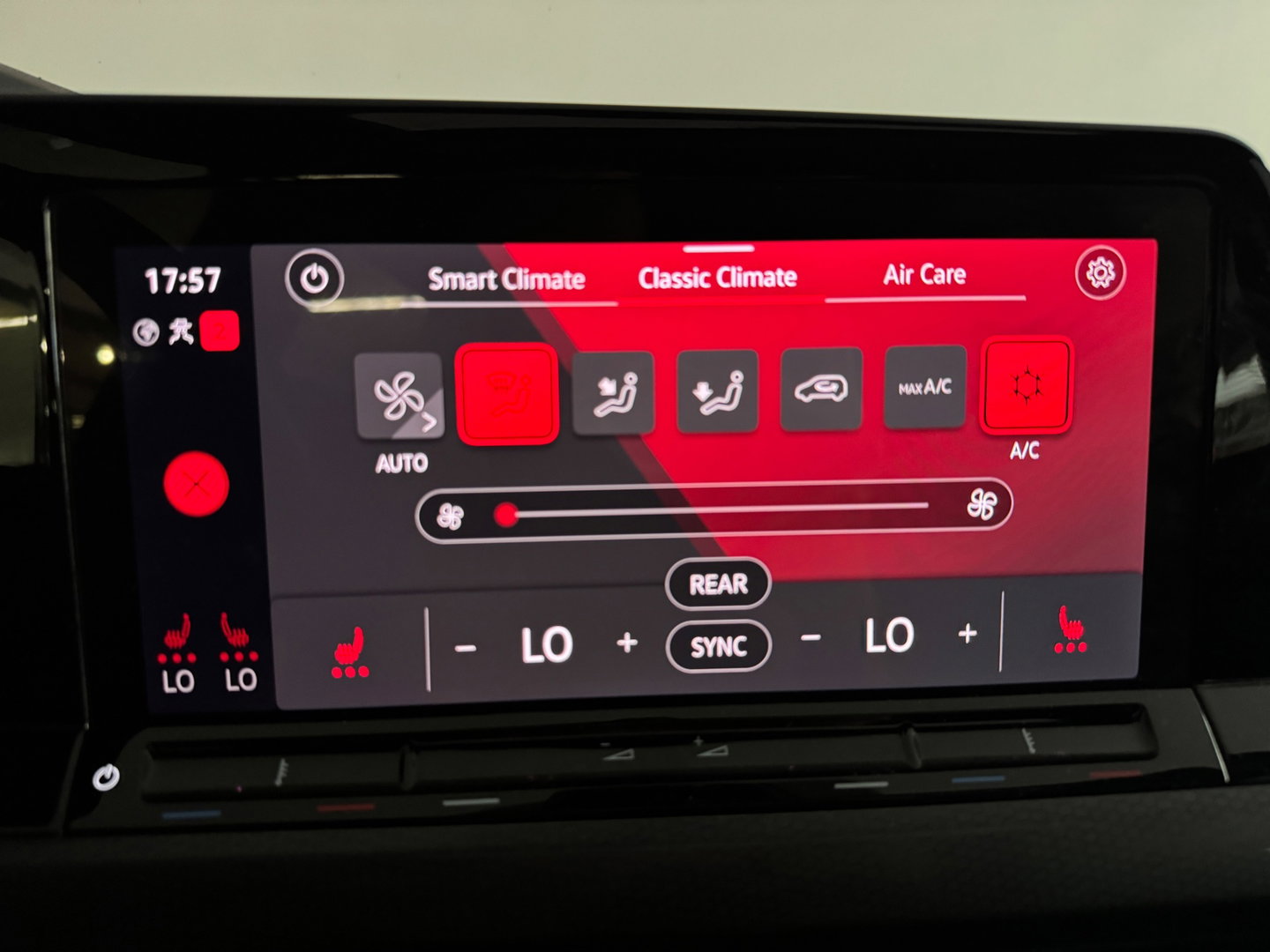 Volkswagen Golf 2.0 TSI GTI Clubsport Pano|H/K|Nürburg|Keyless|ACC