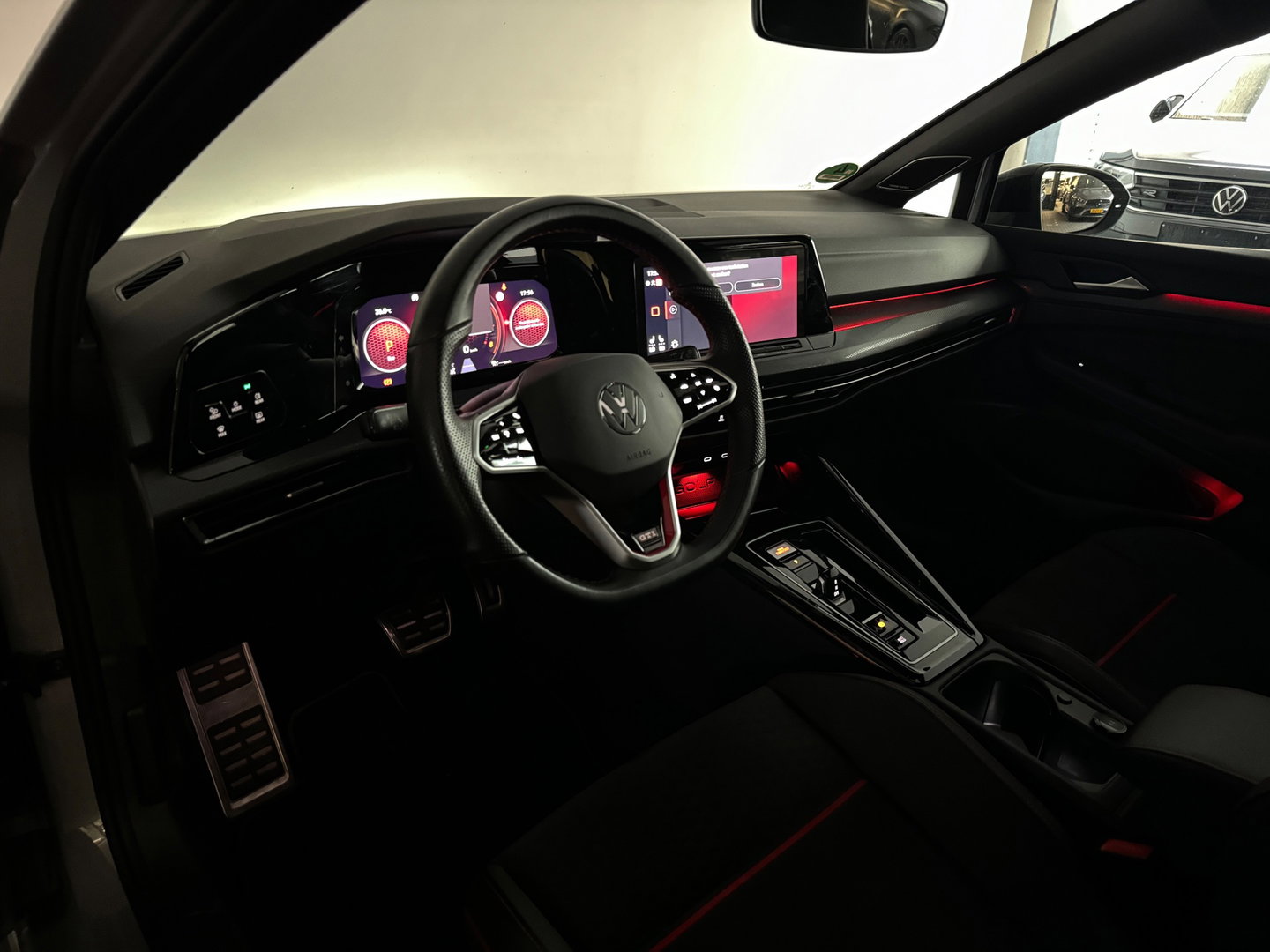 Volkswagen Golf 2.0 TSI GTI Clubsport Pano|H/K|Nürburg|Keyless|ACC