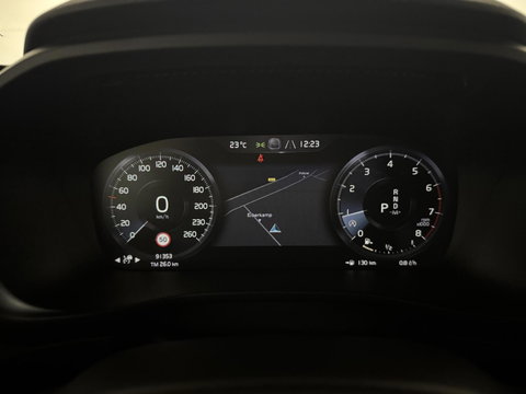 Volvo XC40 2.0 T4 R-Design Pano Leer Autopilot Camera Trekh. NAP