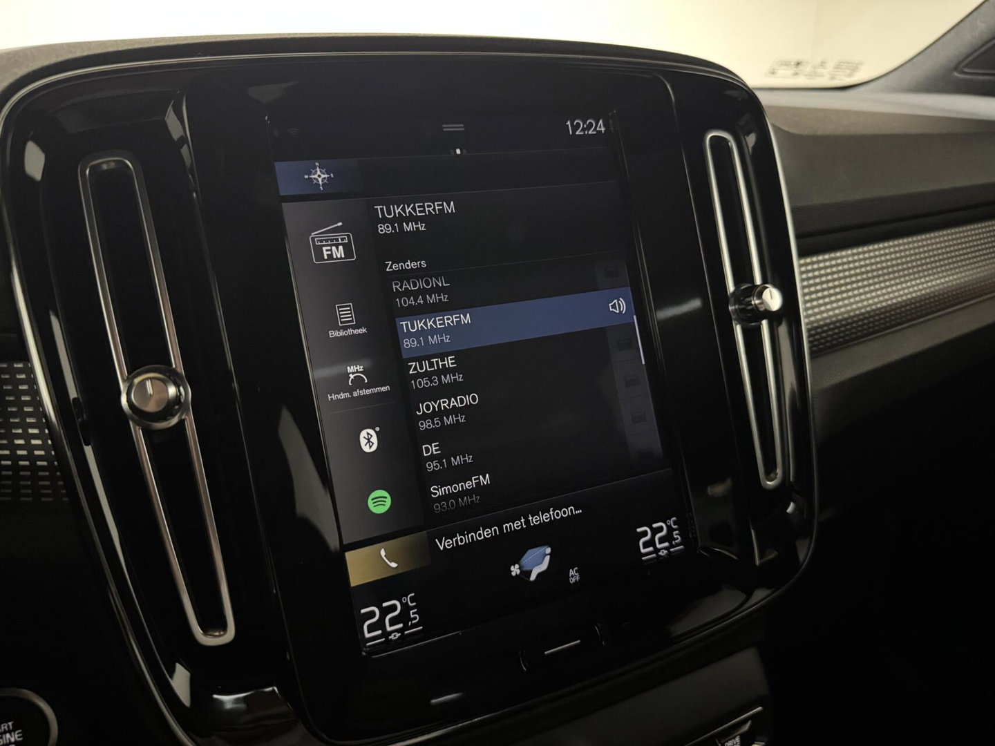 Volvo XC40 2.0 T4 R-Design Pano Leer Autopilot Camera Trekh. NAP
