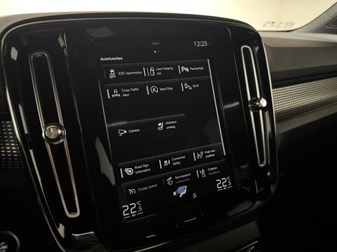 Volvo XC40 2.0 T4 R-Design Pano Leer Autopilot Camera Trekh. NAP