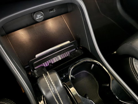 Volvo XC40 2.0 T4 R-Design Pano Leer Autopilot Camera Trekh. NAP