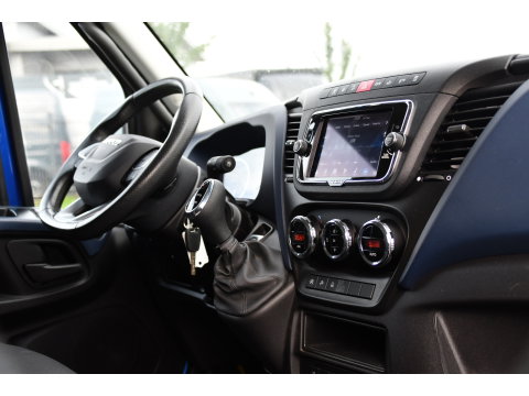 Iveco Daily 35C14V 2.3 352 H2 PB Edition Adaptieve Cruise, Camera, LED, Automaat, Clima, 3500kg Trekgewicht, Multimedia, Uniek!