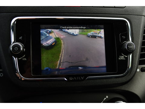 Iveco Daily 35C14V 2.3 352 H2 PB Edition Adaptieve Cruise, Camera, LED, Automaat, Clima, 3500kg Trekgewicht, Multimedia, Uniek!