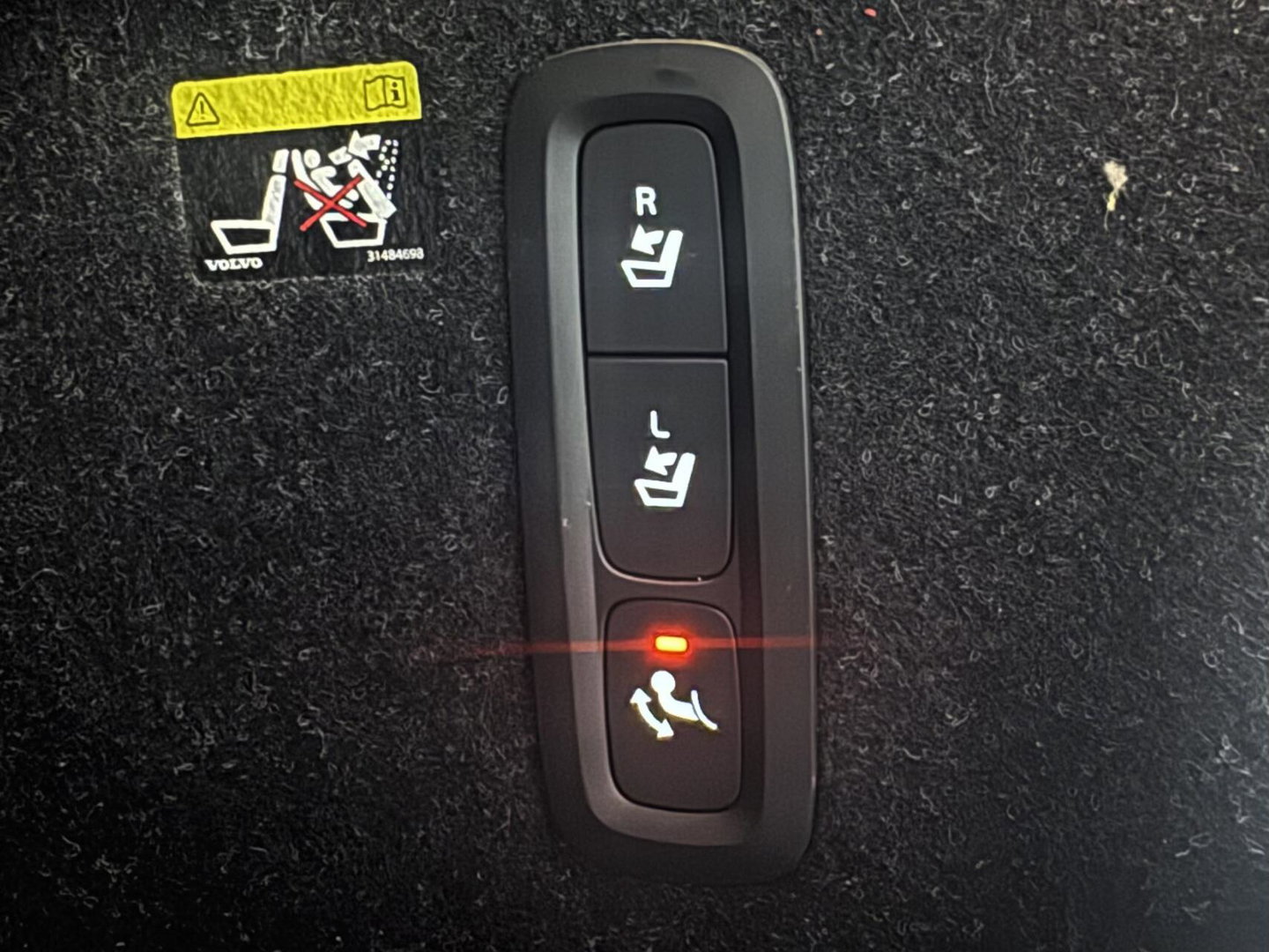 Volvo XC40 2.0 T4 R-Design Pano Leer Autopilot Camera Trekh. NAP