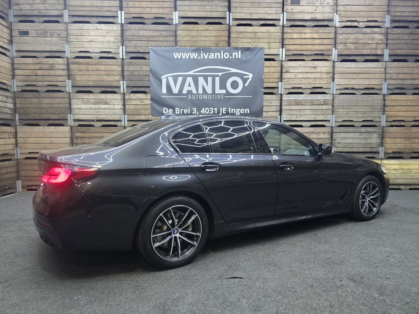 BMW 5 Serie 530e Business Edition M-Sport Plus HUD Navi LED Memory stoelv en koeling LM