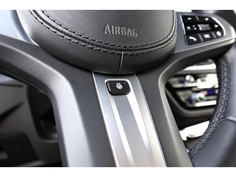 BMW X3 XDrive30e High Executive PANO KEYLESS 360
