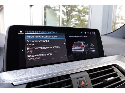 BMW X3 XDrive30e High Executive PANO KEYLESS 360
