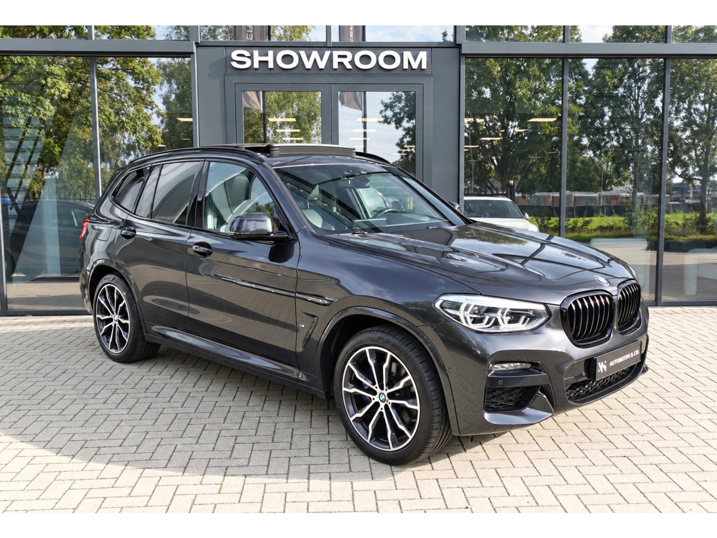 BMW X3 XDrive30e High Executive PANO KEYLESS 360
