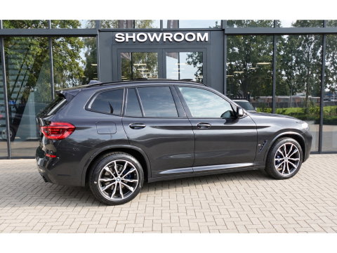 BMW X3 XDrive30e High Executive PANO KEYLESS 360