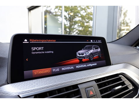 BMW X3 XDrive30e High Executive PANO KEYLESS 360