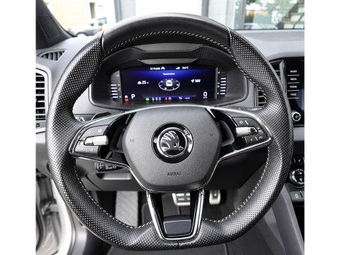 Škoda Karoq 1.5 TSI ACT Sportline Business KEYLESS CAM SFEER