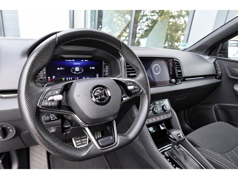 Škoda Karoq 1.5 TSI ACT Sportline Business KEYLESS CAM SFEER