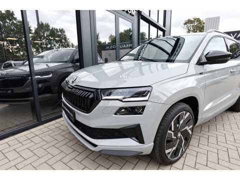Škoda Karoq 1.5 TSI ACT Sportline Business KEYLESS CAM SFEER