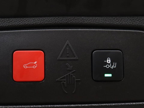 Opel Grandland 1.6 Turbo Plug-In GSE 300PK Hybrid4 4x4 Stoelverwarming | LED | Camera | Dodehoek Ass. | Adapt. cruise |