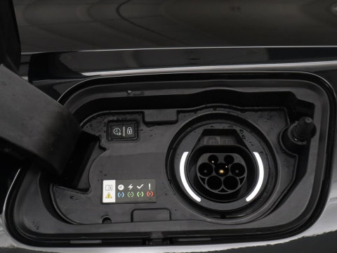 Opel Grandland 1.6 Turbo Plug-In GSE 300PK Hybrid4 4x4 Stoelverwarming | LED | Camera | Dodehoek Ass. | Adapt. cruise |