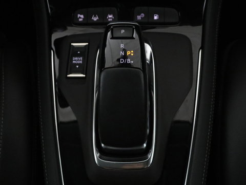 Opel Grandland 1.6 Turbo Plug-In GSE 300PK Hybrid4 4x4 Stoelverwarming | LED | Camera | Dodehoek Ass. | Adapt. cruise |