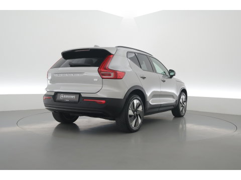 Volvo XC40 Single Motor Extended Range Ultimate 82 kWh | 572km WLTP | SOH 96% | Pano-dak | 360 camera | Elek. vers. stoelen | H&K Audio |