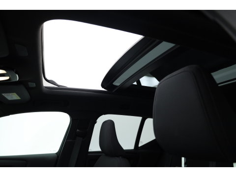 Volvo XC40 Single Motor Extended Range Ultimate 82 kWh | 572km WLTP | SOH 96% | Pano-dak | 360 camera | Elek. vers. stoelen | H&K Audio |